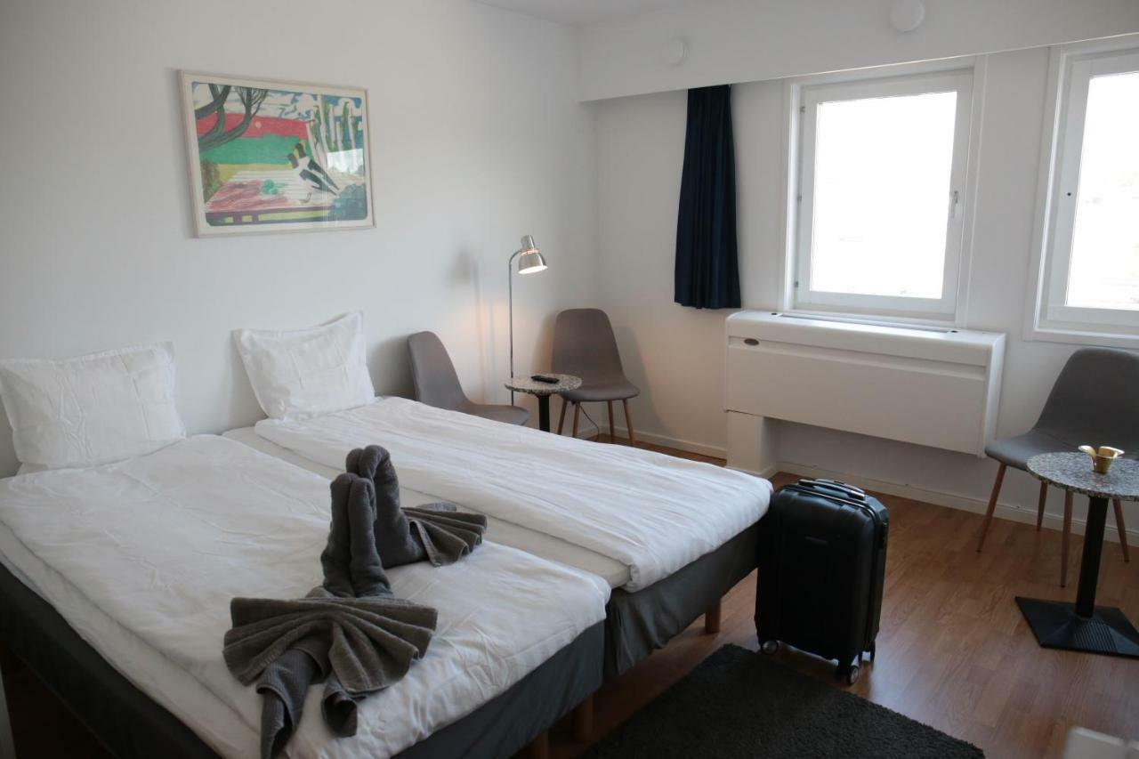 Hotell Norrort Vallentuna Buitenkant foto
